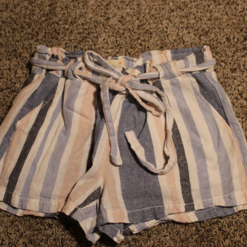 Striped Shorts - Picture 1 of 6